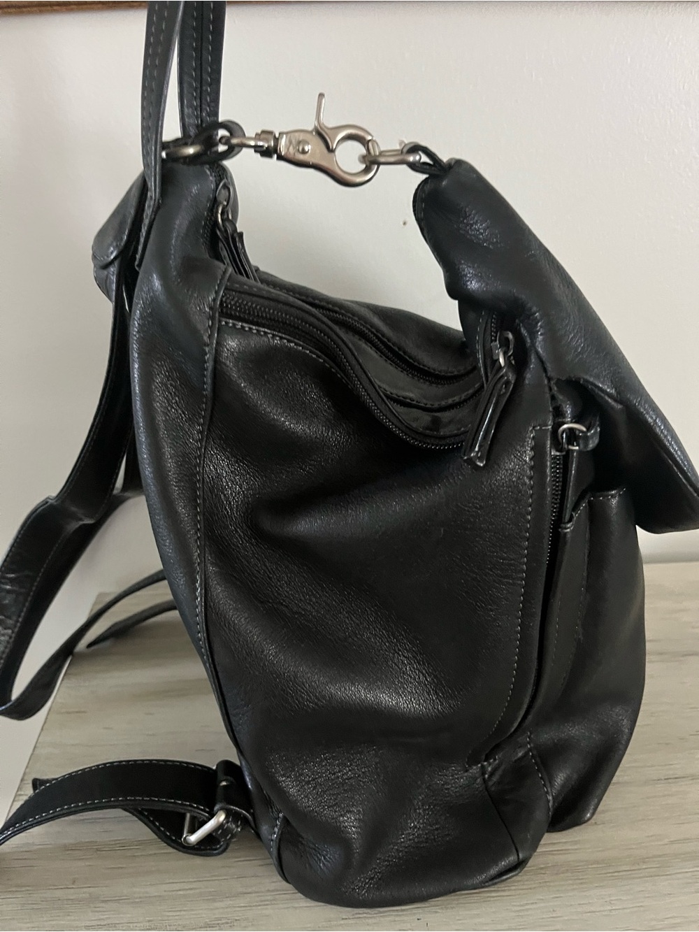 Tignanello Black Leather Backpack with Flap - Picture 3 of 8
